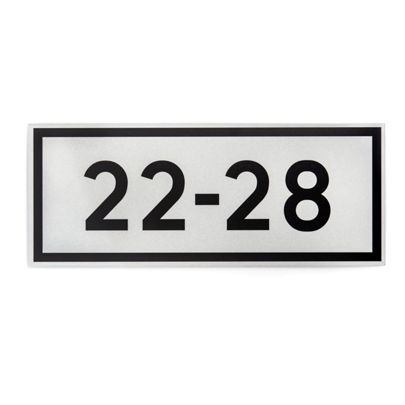 Husnummer på tilvisningsskilt - enkeltsidig  16x40 cm.