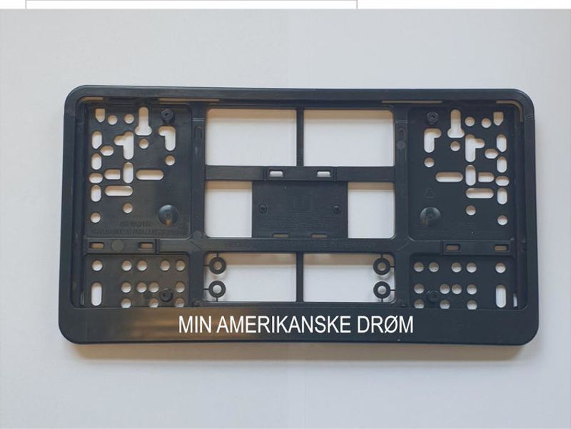 Skiltramme til US størrelse med tekst